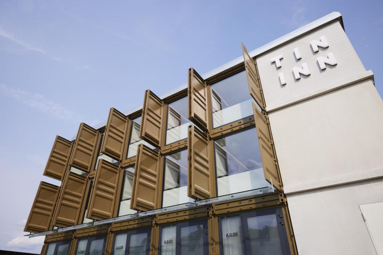 Tin Inn Montabaur L Einfach Gut - Das Hotel Aus Hochwertig Ausgebauten Ueberseecontainern Экстерьер фото